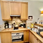 Chablis 27 Avenue De La Bourdonnais 75007