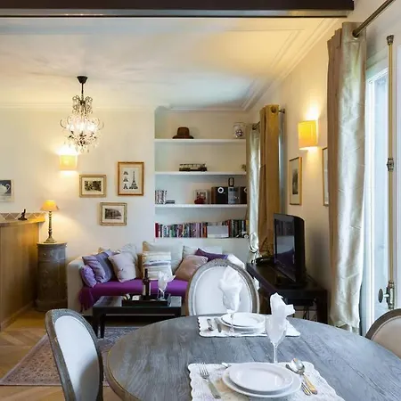 Apartment Chablis 27 Avenue De La Bourdonnais 75007 Paris