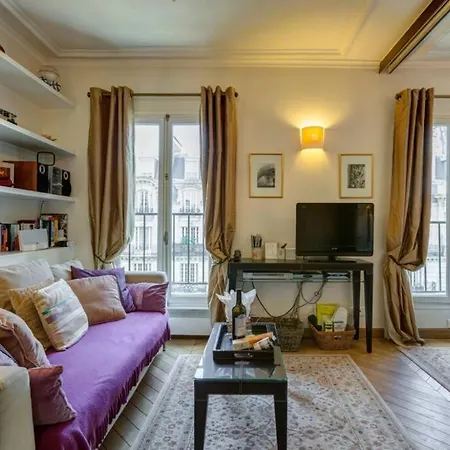 Apartment Chablis 27 Avenue De La Bourdonnais 75007