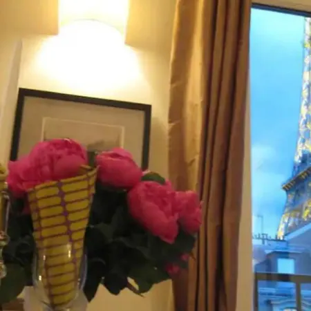 Apartment Chablis 27 Avenue De La Bourdonnais 75007 Paris