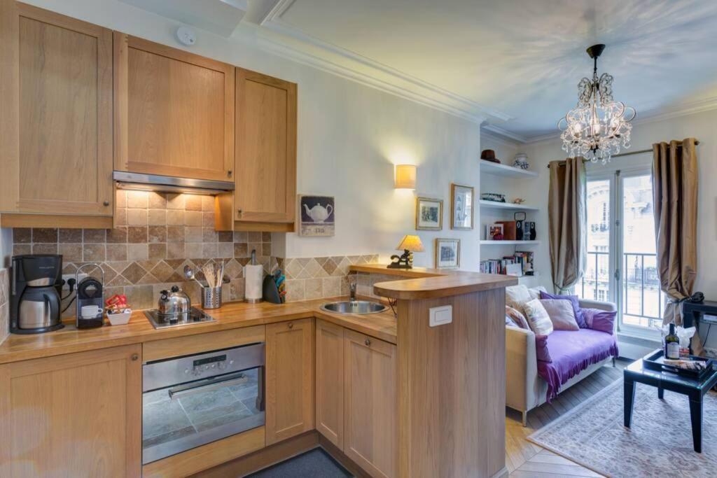 Apartment Chablis 27 Avenue De La Bourdonnais 75007