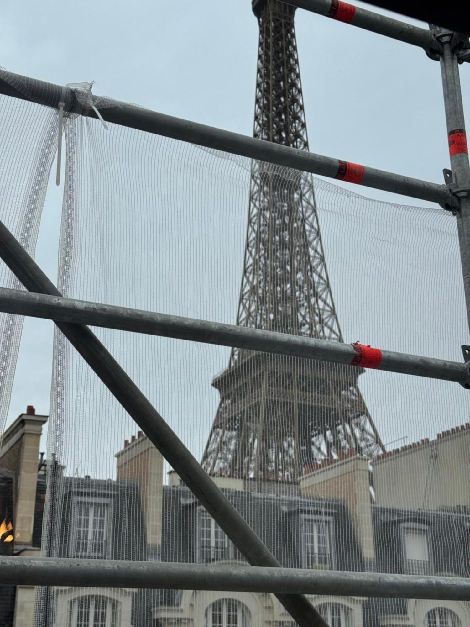 Chablis 27 Avenue De La Bourdonnais 75007 Apartment *